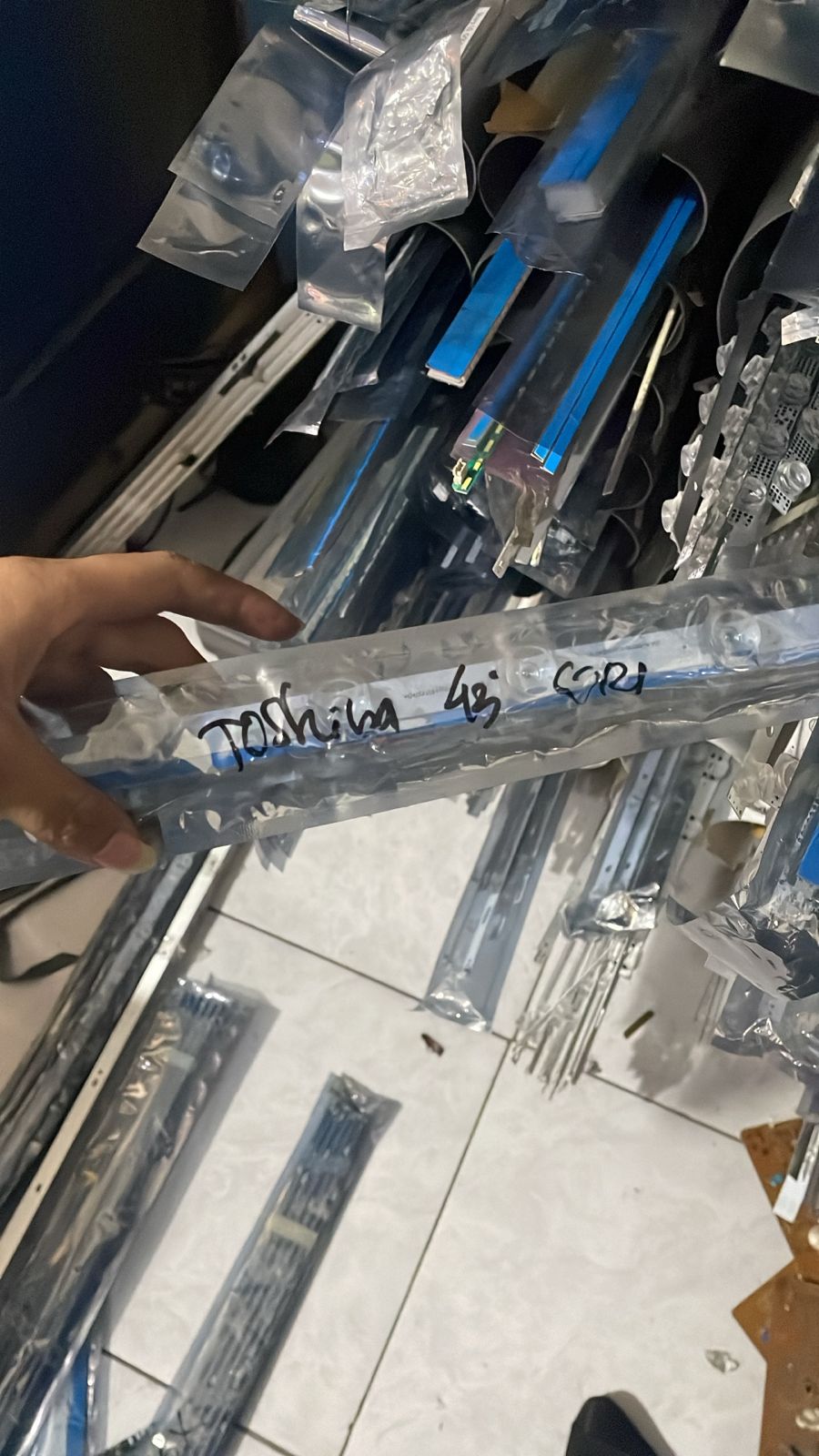 TOSHIBA - 43